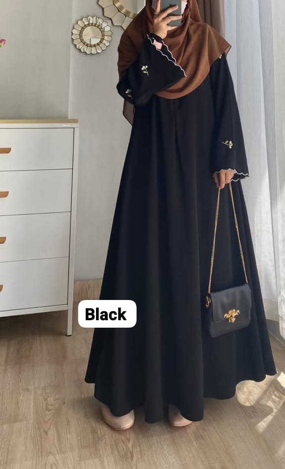 Black Casual Embroidery borka
